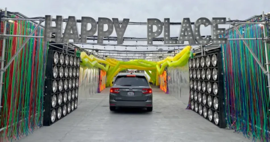 Most Vibrant Drive-Thru Christmas Events to Attend in Los Angeles